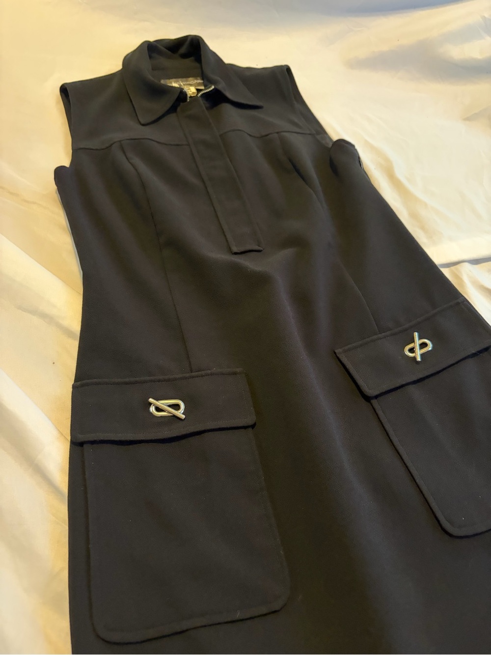 Donna Morgan Black Sleeveless Dress w Pockets Size 4